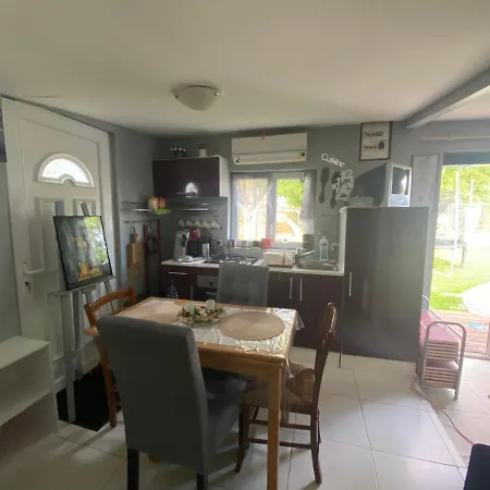Paisible A 15 Min Du Futuroscope Appartement
