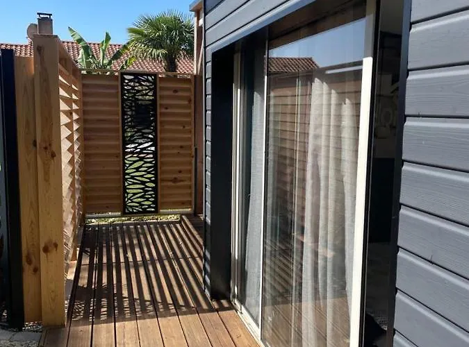 Paisible A 15 Min Du Futuroscope Saint-Julien-l'Ars